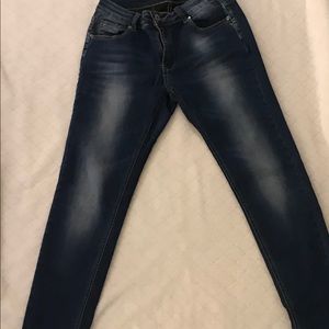 Pretty blue washed jeans